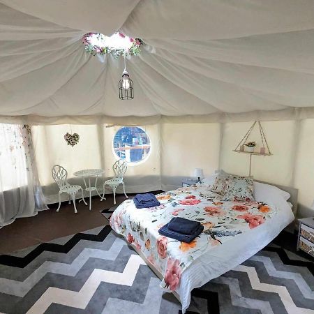 Hotel Luxury Glamping @Moulin des Forges à Moutier-Malcard Extérieur photo