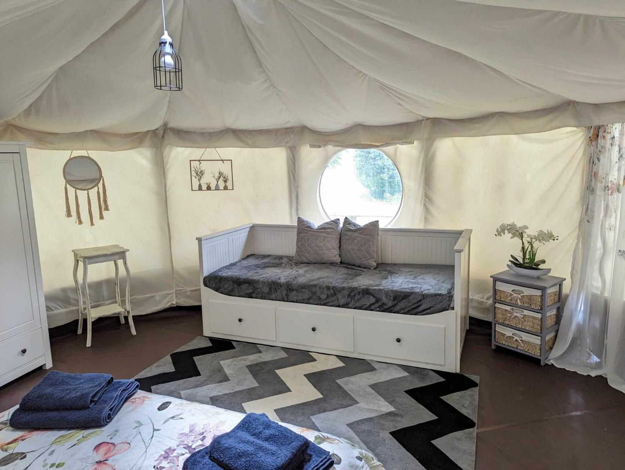 Hotel Luxury Glamping @Moulin des Forges à Moutier-Malcard Extérieur photo