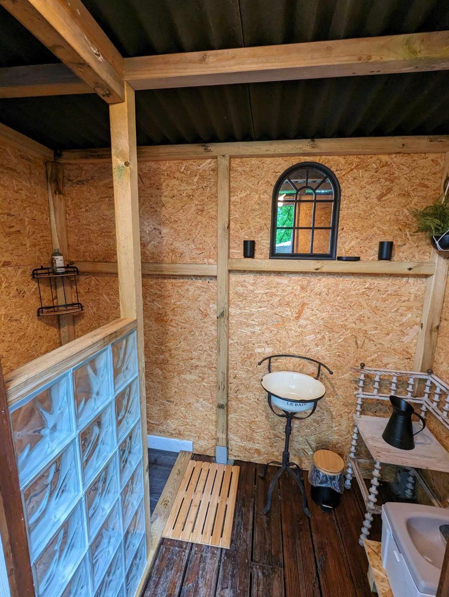 Hotel Luxury Glamping @Moulin des Forges à Moutier-Malcard Extérieur photo